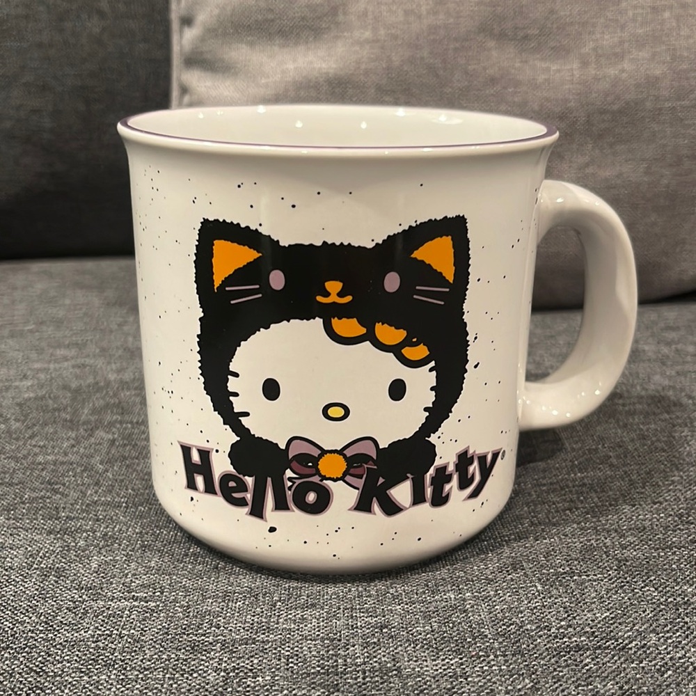 Hello kitty mug
